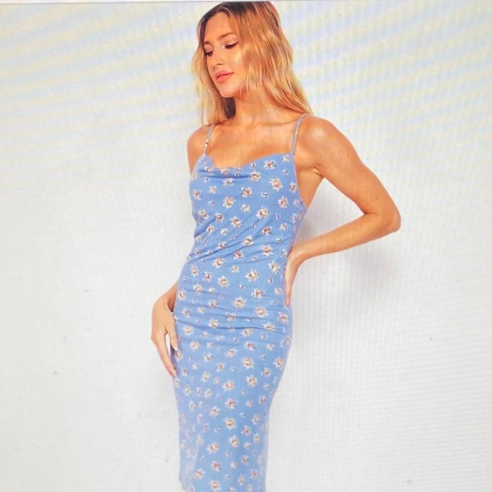 DRAPE FLORAL PRINT SLIP DRESS | BLUE FLORAL. Size: M